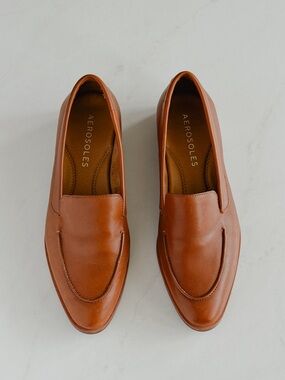 Aerosoles Brown Leather Loafers 7.5 Slip On Flat Classic Minimal